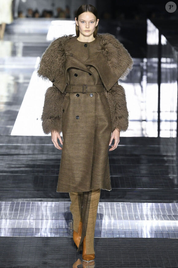 Défilé Burberry, collection automne-hiver 2020-2021, à l'Olympia London. Londres, le 17 février 2020.