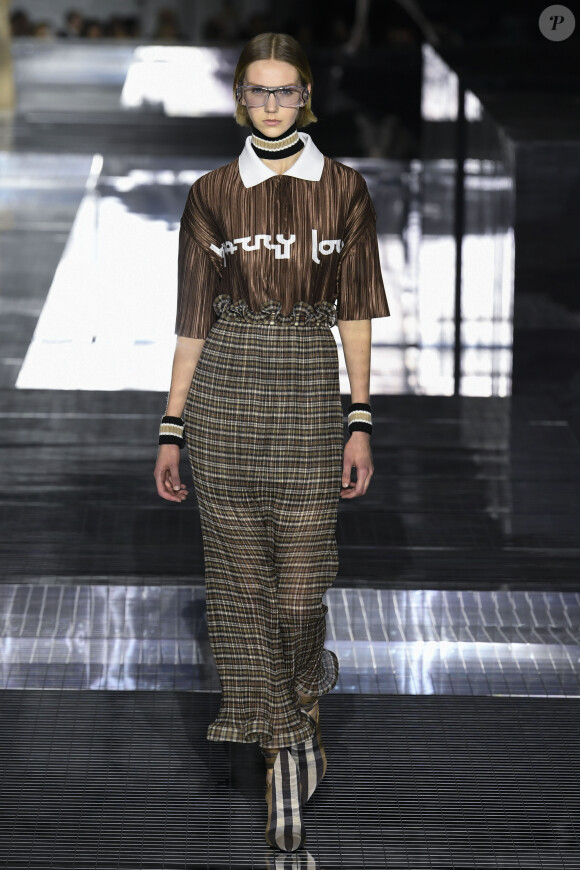 Défilé Burberry, collection automne-hiver 2020-2021, à l'Olympia London. Londres, le 17 février 2020.