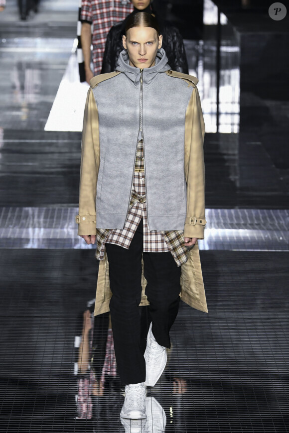 Défilé Burberry, collection automne-hiver 2020-2021, à l'Olympia London. Londres, le 17 février 2020.
