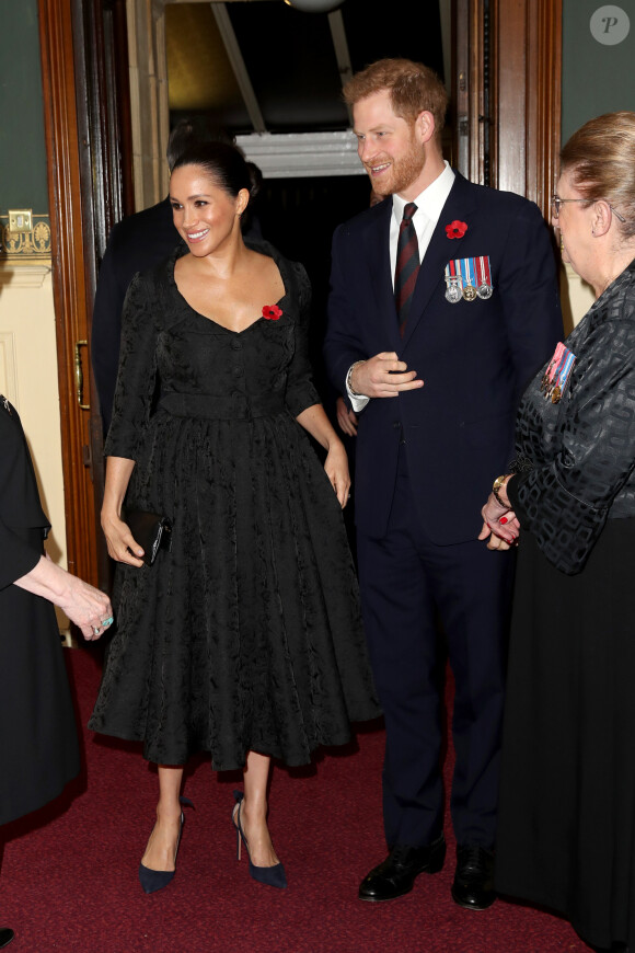 Le prince Harry, duc de Sussex, et Meghan Markle, duchesse de Sussex - La famille royale assiste au Royal British Legion Festival of Remembrance au Royal Albert Hall à Kensington, Londres, le 9 novembre 2019.
