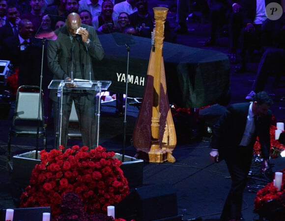 Michael Jordan livre un discours émouvant lors de l'hommage à Kobe Bryant et sa fille Gianna au Staples Center de Los Angeles, le 24 février 2020.
