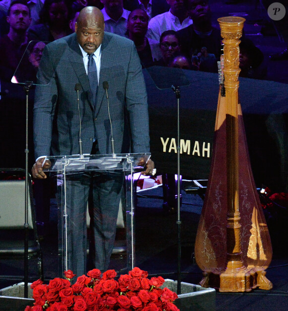 Shaquille O'Neal livre un discours émouvant lors de l'hommage à Kobe Bryant et sa fille Gianna au Staples Center de Los Angeles, le 24 février 2020.