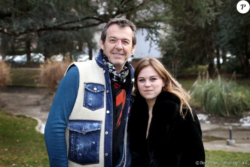 Fille De Jean Luc Reichmann Dans Leo Mattei Jean-Luc Reichmann et Maira Schmitt lors du photocall de la série Léo