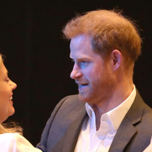Le prince Harry, duc de Sussex, lors d'un sommet sur le tourisme durable au centre de conférences international d'Edimbourg, Ecosse, Royaume Uni, le 26 février 2020.