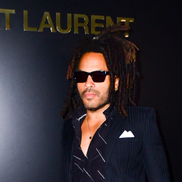 Lenny Kravitz assiste au défilé de mode Saint Laurent, collection prêt-à-porter automne-hiver 2020/2021 à Paris le 25 février 2020.