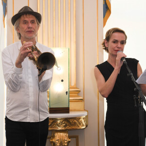 Erik Truffaz et Sandrine Bonnaire - 22ème édition du Printemps des Poètes au ministère de la Culture à Paris le 25 février 2020. © Coadic Guirec/Bestimage25/02/2020 - Paris