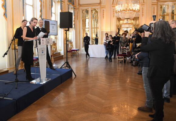 Sandrine Bonnaire, Sophie Nauleau et Franck Riester - 22ème édition du Printemps des Poètes au ministère de la Culture à Paris le 25 février 2020. © Coadic Guirec/Bestimage25/02/2020 - Paris