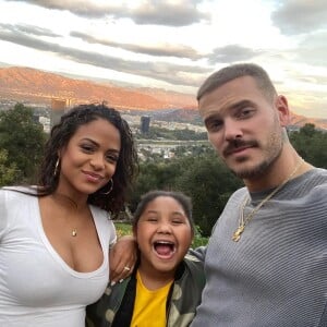 Violet (9 ans), la fille de Christina Milian, sur Instagram. Avec M. Pokora à Los Angeles. Février 2020.