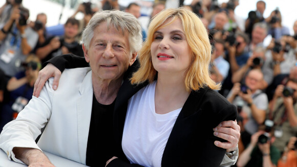 Roman Polanski : sa femme Emmanuelle Seigner accuse les "folles hystériques"