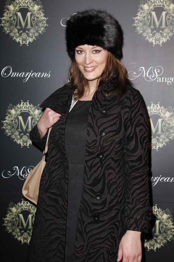 Kelly Bochenko assiste au Defile de Mode Omar Jeans, au pavillon Champs Elysees, a Paris le 31 mars 2013.