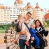Ekaterina Didenko, qui a perdu son mari, mort le 29 février dernier en sautant dans une piscine remplie de gaz carbonique, sur Instagram. Ensemble, ils avaient accueilli 2 jeunes enfants. 