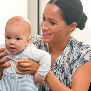 Meghan Markle, duchesse de Sussex, et son fils fils Archie ont rencontré l'archevêque Desmond Tutu et sa femme à Cape Town, Afrique du Sud. Le 25 septembre 2019.