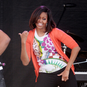 Michelle Obama danse avec le les stars de l'émission 'So You Can Dance' à la Maison Blanche. Washington, le 6 avril 2015.