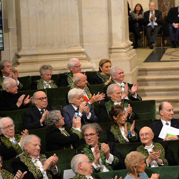 Jean-Michel Wilmotte, Roman Polanski, Yann Arthus-Bertrand, Farah Palhavi, Marc Ladreit de Lacharriere, Adrien Goetz, Marc Lambron, Jacques Perrin, Karim Aga Khan, Laurent Petitgirard, Jean Anguera, Pierre Carron et Frédéric Mitterrand lors de la cérémonie d'installation de Frédéric Mitterrand à l'académie des Beaux-Arts à Paris, France, le 5 février 2020. © Veeren/Bestimage