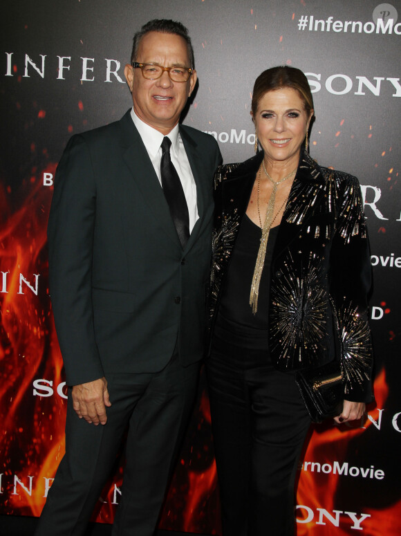 Tom Hanks et sa femme Rita Wilson à la première de Inferno au théâtre DGA à Los Angeles, le 25 octobre 2016