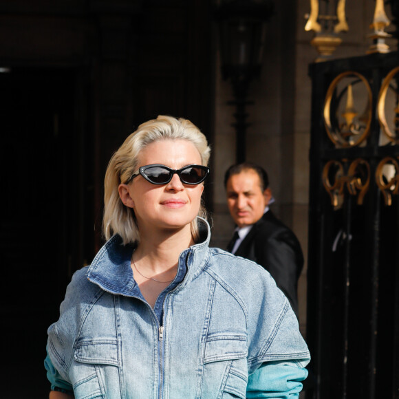 Cécile Cassel - Arrivée des people au défilé Stella McCartney Collection Prêt-à-Porter Printemps/Eté 2020 lors de la Fashion Week de Paris (PFW), le 30 septembre 2019. © Veeren Ramsamy-Christophe Clovis/Bestimage