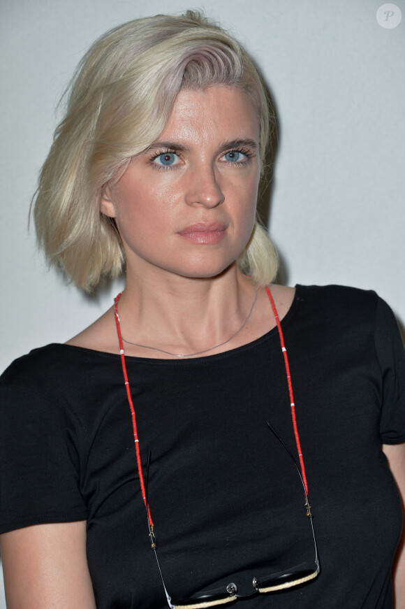 Cécile Cassel (HollySiz) - Photocall du Défilé de mode Haute-Couture Automne/Hiver 2019/2020 Alexandre Vauthier à Paris. Le 2 juillet 2019. © Veeren Ramsamy / Christophe Clovis / Bestimage