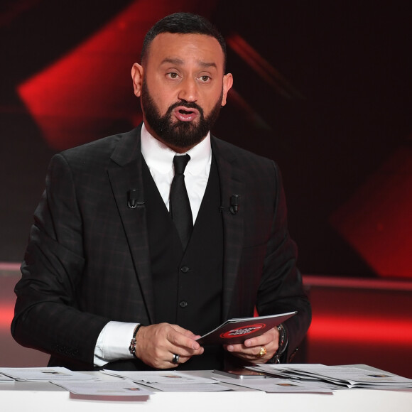 Exclusif - Le "grand débat national" s'est invité sur le plateau de l'émission Balance ton post! , présenté par l'animateur Cyril Hanouna sur C8 vendredi soir 25 janvier 2019 . La secrétaire d'État à l'égalité entre les femmes et les hommes, Marlène Schiappa, était présente en tant que co-animatrice afin d'en ressortir avec des propositions concrètes. © Sebastien Valiela / Bestimage