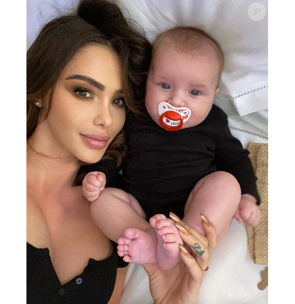 Nabilla et son fils Milann (4 mois) sur Instagram - 8 février 2020