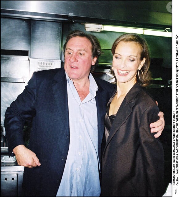 Inauguration à Paris du restaurant de Gérard Depardieu et Carole Bouquet, le 30 septembre 2003. 