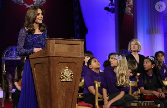 Kate Middleton, duchesse de Cambridge, assiste au dîner de gala à l'occasion du 25 ème anniversaire de l'association caritative "Place2Be" à Buckingham Palace à Londres, le 9 mars 2020.