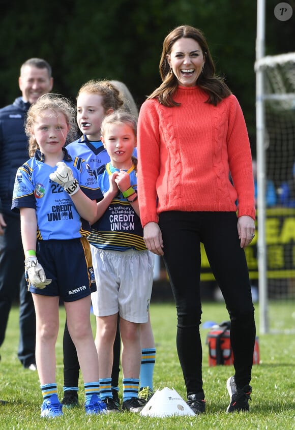 Catherine (Kate) Middleton, duchesse de Cambridge - Visite du club Salthill Knocknacarra GAA à Galway le troisième jour du voyage en République d'Irlande. Galway, 5 mars 2020