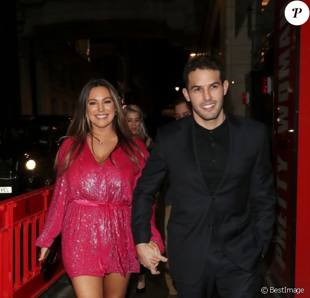 Kelly Brook et son fiancé Jeremy Parisi à Londres. Le 2 mars 2020.
