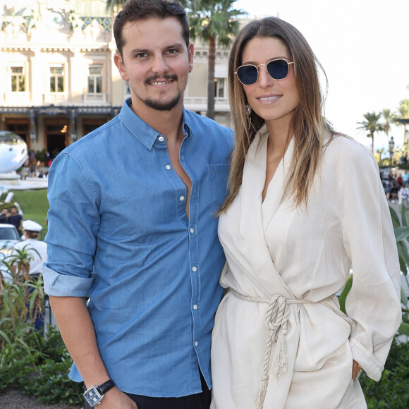 Juan Arbelaez et Laury Thilleman - Personnalités sur la place du Casino de Monte-Carlo dans le cadre de la seconde édition des Influencer Awards à Monaco, le 5 octobre 2019. © Olivier Huitel / Pool Monaco / Bestimage