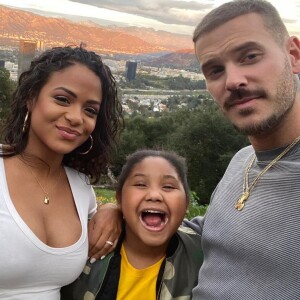 Violet (9 ans), la fille de Christina Milian, sur Instagram. Avec M. Pokora à Los Angeles. Février 2020.