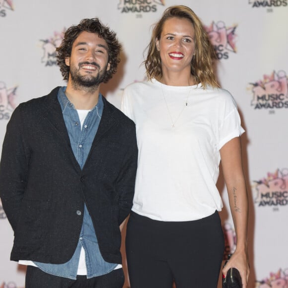 Laure Manaudou et son compagnon Jérémy Frérot - Arrivées à la 17ème cérémonie des NRJ Music Awards 2015 au Palais des Festivals à Cannes, le 7 novembre 2015.