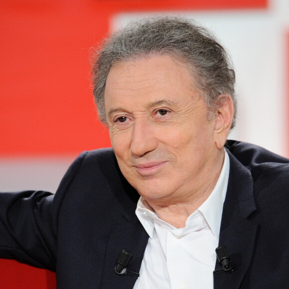 Exclusif - Michel Drucker - Enregistrement de l'émission "Vivement Dimanche" au studio Gabriel à Paris le 4 mars 2020 et diffusée le 8 mars 2020. © Guillaume Gaffiot/Bestimage 04/03/2020 - Paris