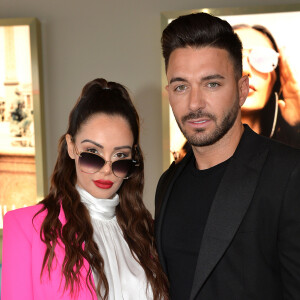 Nabilla Benattia (enceinte) et son mari Thomas Vergara - Nabilla Benattia présente sa collaboration pour les lunettes Quay Australia sur la plage Magnun lors du 72ème Festival International du Film de Cannes, le 18 mai 2019. ©Veeren / Bestimage