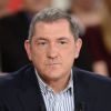 Yves Calvi rattrapé par des propos scandaleux :