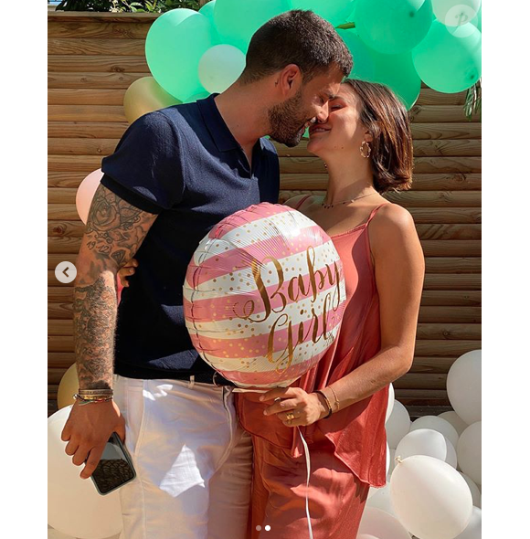 Vincent Queijo et Rym de "La Villa des coeurs brisés" vont avoir une petite fille. Photo dévoilé le 12 juillet 2020 sur Instagram.