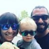 Natasha St-Pier pose avec son fils Bixente et son mari Grégory. Instagram, mai 2017
