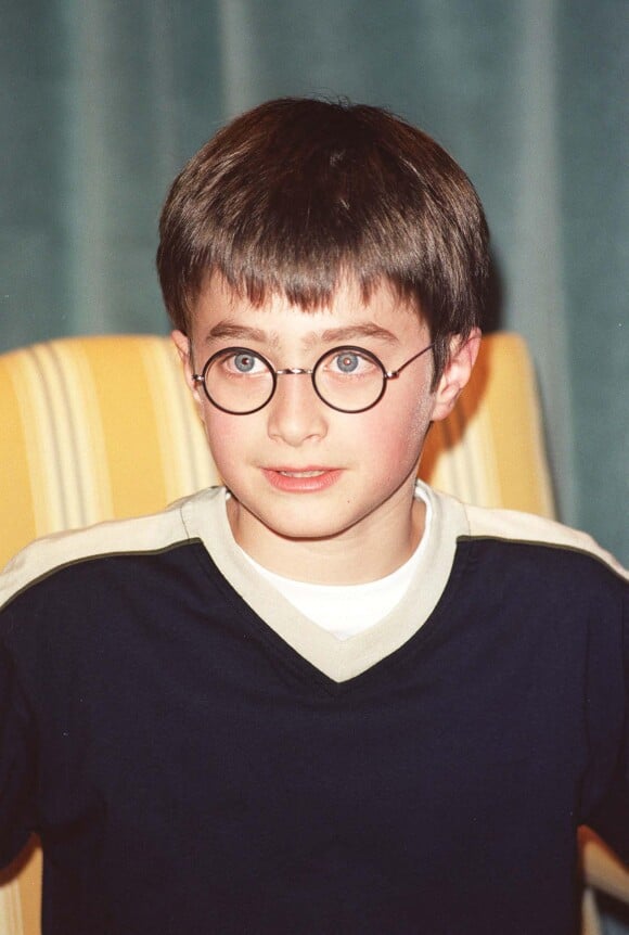 Daniel Radcliffe en promotion pour le film "Harry Potter à l'école des Sorciers" à Londres en 2000.