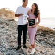  Alex Morgan et son mari Servan Carrasco annoncent la venue de leur premier enfant. Octobre 2019. 