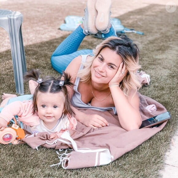 Carla Moreau et sa fille Ruby, le 12 avril 2020, sur Instagram