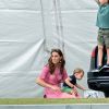Catherine (Kate) Middleton, duchesse de Cambridge avec ses enfants, le prince George de Cambridge, la princesse Charlotte de Cambridge et le prince Louis de Cambridge lors d'un match de polo de bienfaisance King Power Royal Charity Polo Day à Wokinghan, comté de Berkshire, Royaume Uni, le 10 juillet 2019.