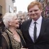 Judi Dench et son petit fils Sam Williams - Soirée "Olivier Awards" à Londres le 3 avril 2016.