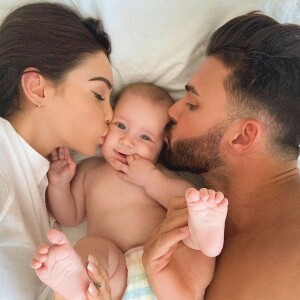 Nabilla Benattia, Thomas Vergara et leur fils Milann, le 7 avril 2020