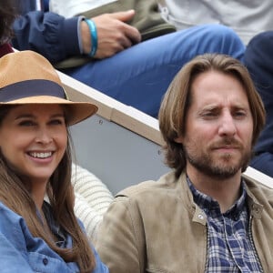 Ophélie Meunier (enceinte) et son mari Mathieu Vergne - Célébrités dans les tribunes des internationaux de France de tennis de Roland Garros à Paris, France, le 8 juin 2019. © Jacovides / Moreau/Bestimage