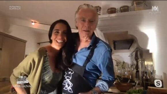 Franck Dubosc et sa femme Danièle dans l'émission "Tous en cuisine" avec Cyril Lignac, sur M6, le 30 avril 2020.
