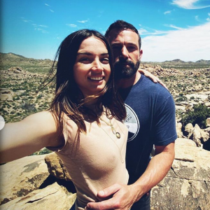 Ana de Armas fête ses 32 ans avec son compagnon Ben Affleck. Mai 2020.