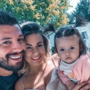 Carla Moreau avec Kevin Guedj et leur fille Ruby, Instagram, le 13 avril 2020