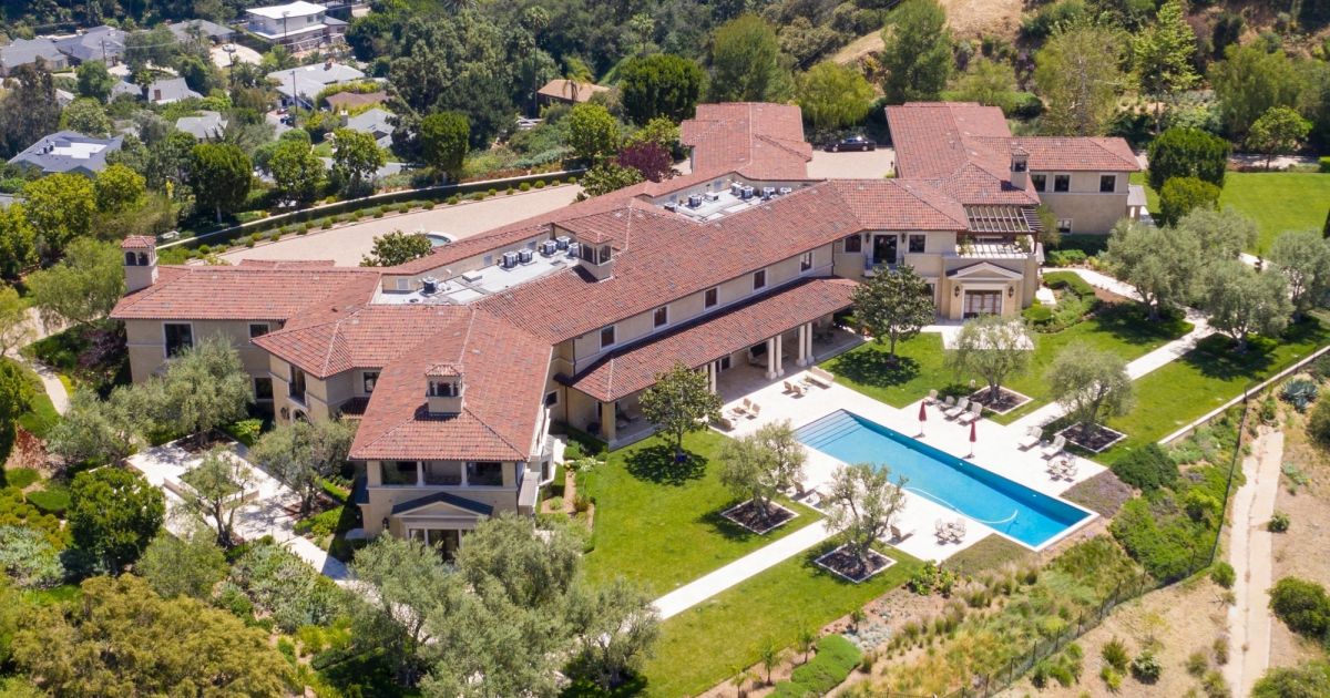 Vue aérienne de la maison de l'acteur et producteur Tyler Perry, le 7 ...
