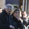 Mathilde Seigner et son compagnon Mathieu Petit lors des obsèques de Johnny Hallyday à Paris le 9 décembre 2017 à la Madeleine.