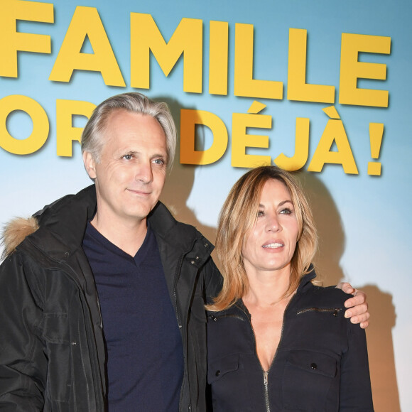 Mathilde Seigner et son compagnon Mathieu Petit lors de l'avant-première du film "Ma famille t'adore déjà !" au cinéma Elysées Biarritz à Paris, le 7 novembre 2016. © Pierre Perusseau/Bestimage