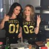 Fabienne Carat avec sa soeur Carole ont participé à l'émission "Tous en cuisine" de Cyril Lignac le 30 avril 2020.