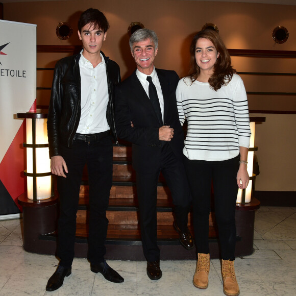 Exclusif - Alain-Fabien Delon, Cyril Viguier et Anouchka Delon lors de la projection du documentaire "Alain Delon, cet Inconnu" au cinéma Club Etoile à Paris le 21 octobre 2015. © Giancarlo Gorassini / Bestimage
